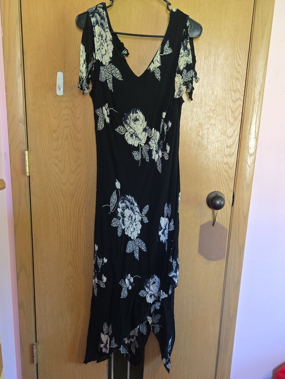 Eva Blue Black Floral V-Neck Midi Dress